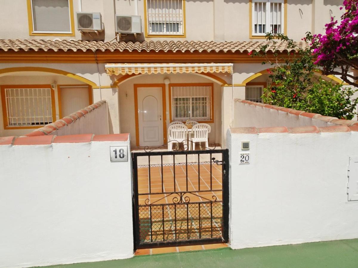 Ferienwohnung La Playa Oliva - Casa 20 Alquiler Solo Familias Exterior foto